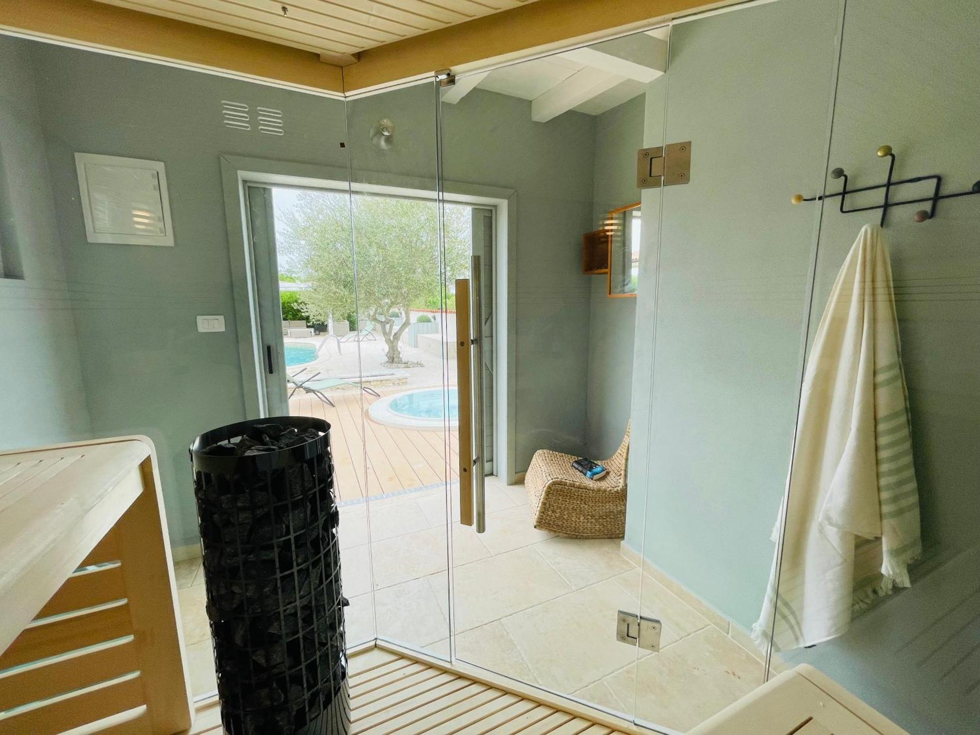 Luxury Villa In Istria - 9,000 Sqm Private Estate With Pool & Sauna, 15 Min To Sea, Near Fazana, 3 Bedrooms Jursici ภายนอก รูปภาพ