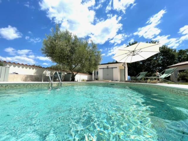 Luxury Villa In Istria - 9,000 Sqm Private Estate With Pool & Sauna, 15 Min To Sea, Near Fazana, 3 Bedrooms Jursici ภายนอก รูปภาพ